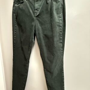 EUC Vintage Women’s Size 14 GAP Straight Leg Corduroy Jeans in Dark Green